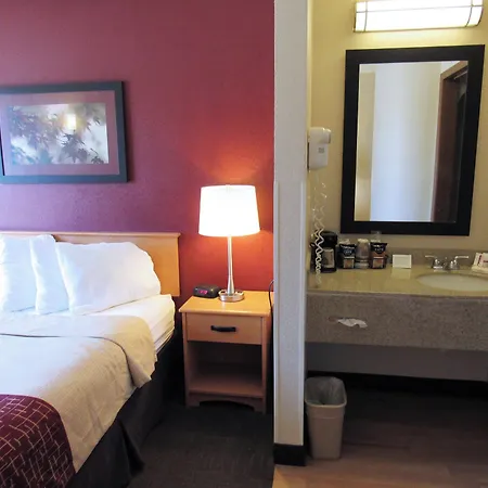 Red Roof Inn Fargo - I-94/Medical Center
